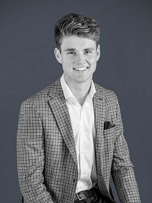 Curtis Hoare