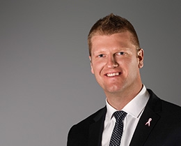 Mark  Nunn