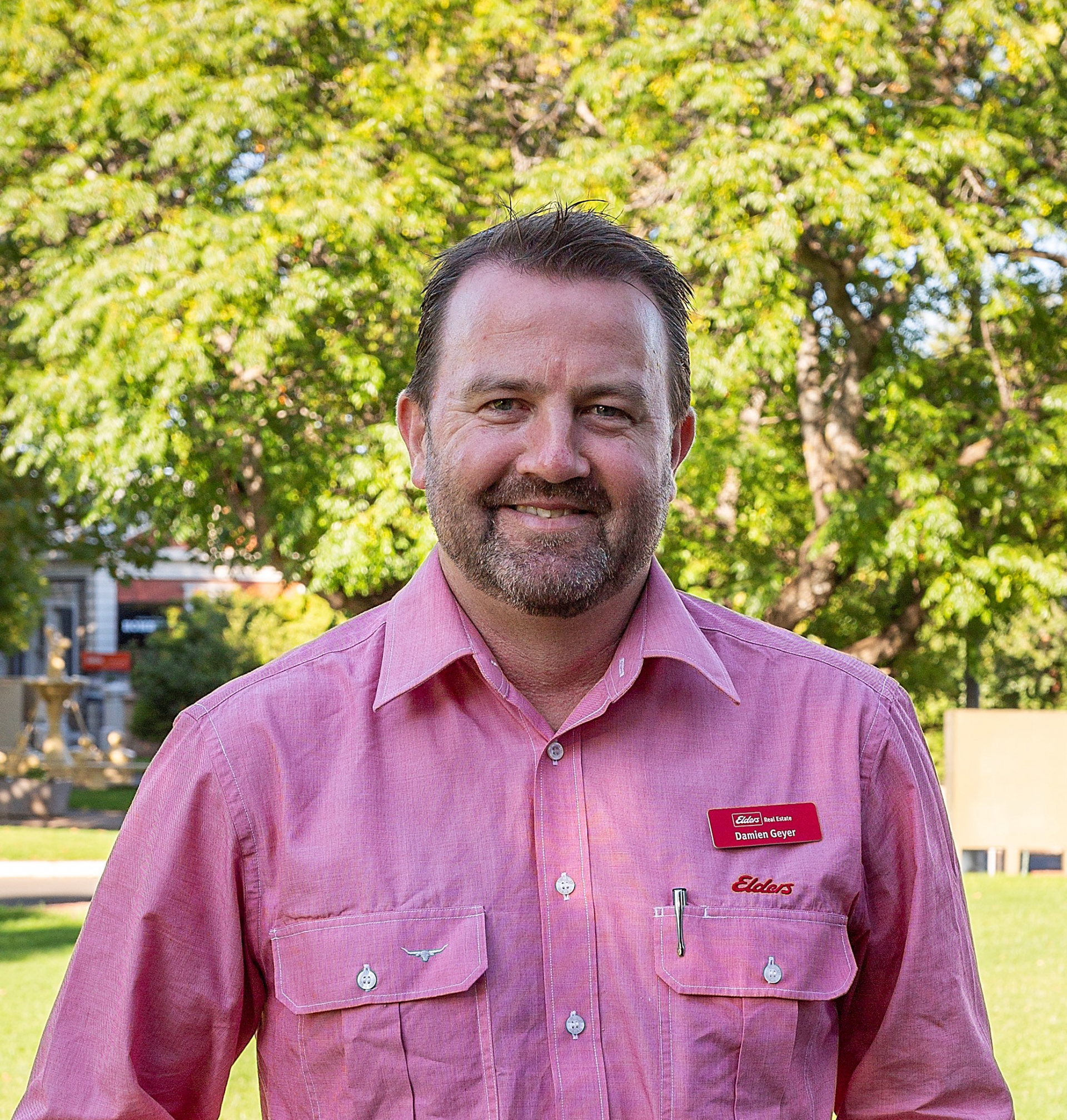 Damien  Geyer